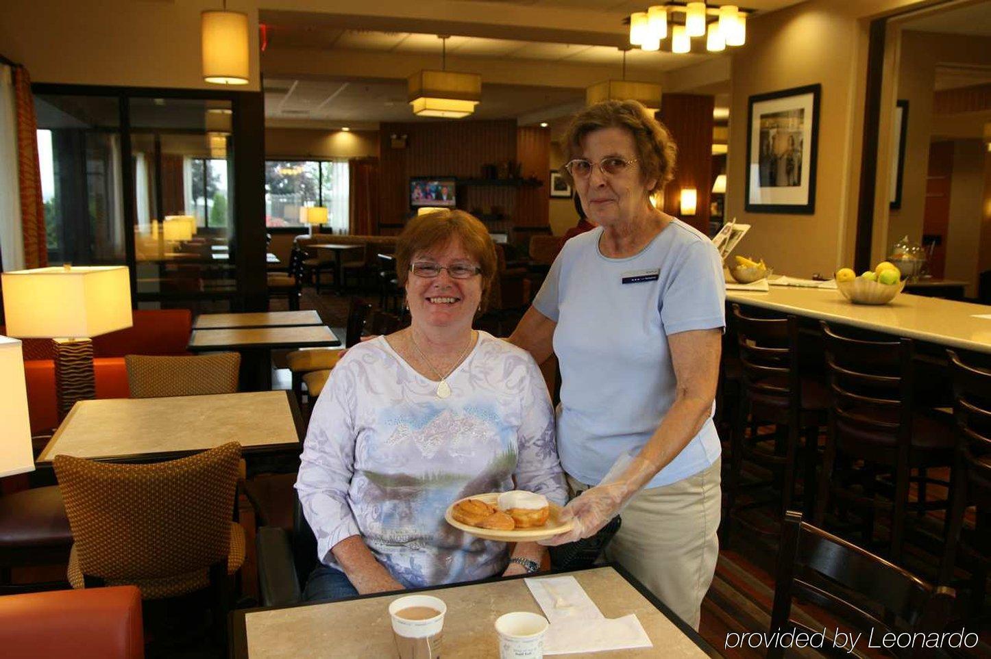 Hampton Inn Chambersburg Restaurant photo